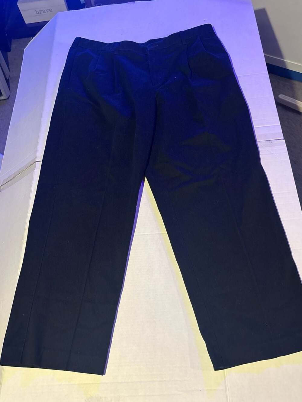 IZOD Pleated Chino Pants Size 38x30 Black 100% Cotton